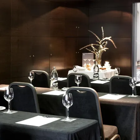 泽尼特巴塞罗那酒店