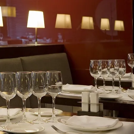 泽尼特巴塞罗那酒店 酒店