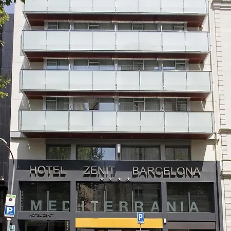 Zenit Szálloda 4*