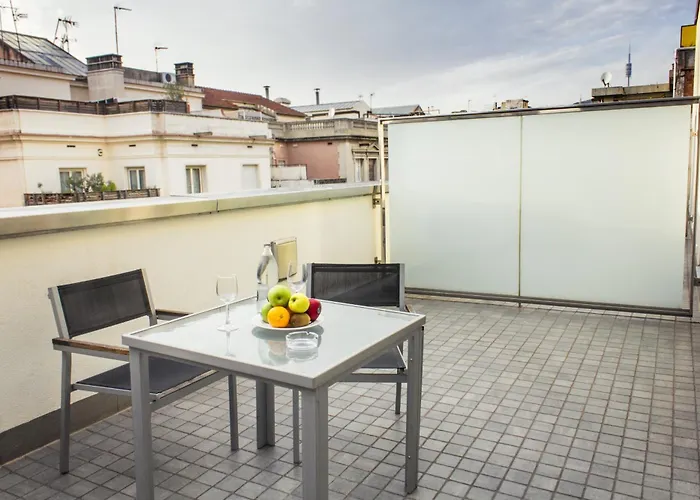 泽尼特巴塞罗那酒店 酒店