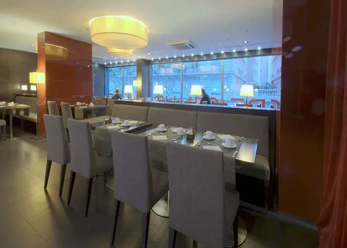 泽尼特巴塞罗那酒店